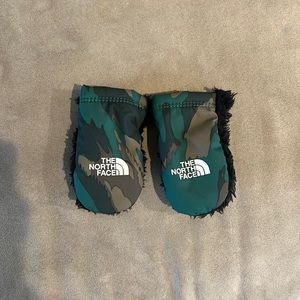North face cozy fleece mittens